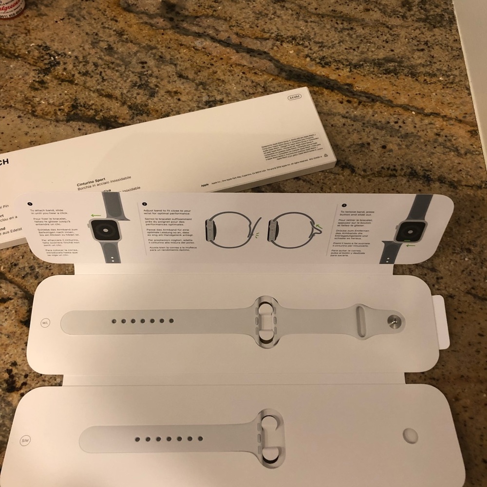 Apple Watch Sports Band: White 44mm